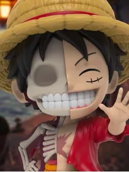 Luffy - One Piece Wanted Series XXRAY - Mighty Jaxx Figure