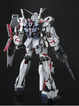 Unicorn Gundam Screen Image - Master Grade 1/100 Gunpla - Bandai Model Kit