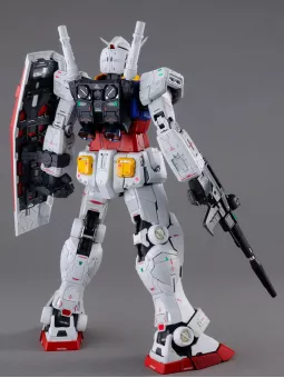 Gundam RX-78-2 PG Unleashed - Perfect Grade 1/60 Gunpla - Bandai Model Kit Figure