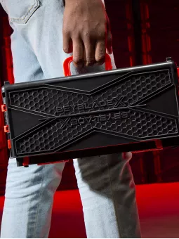 Clash & Carry Beystadium Battle Arena - Beyblade X - Hasbro