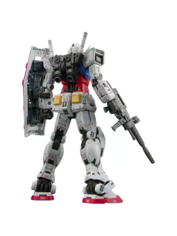 Gundam RX-78-2 Ver. 2.0 - Real Grade 1/144 Gunpla - Bandai Model Kit Figure