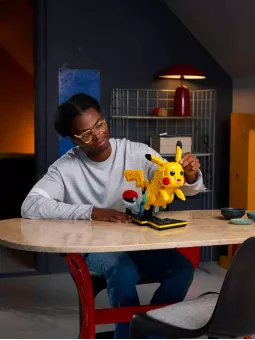 Pikachu e Poké Ball - Pokémon - Lego